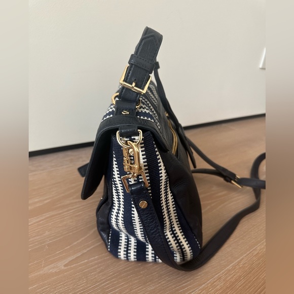 TORY BURCH Medium 797 Satchel | Navy Blue & Cream Woven Satchel - Picture 5 of 12